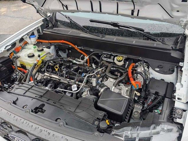 2025 Ford Maverick XL AWD SuperCrew