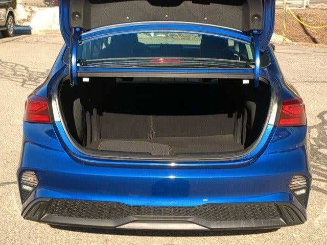 2023 Kia Forte LXS IVT