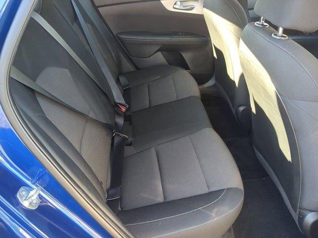 2023 Kia Forte LXS IVT