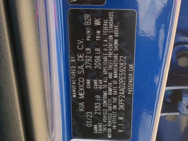 2023 Kia Forte LXS IVT