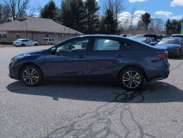 2023 Kia Forte LXS IVT