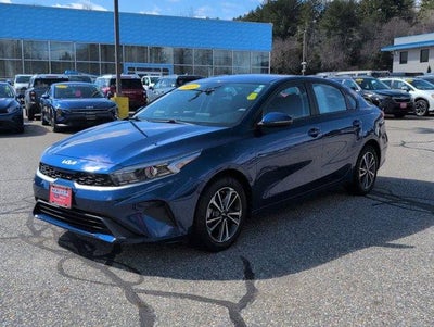 2023 Kia Forte LXS IVT