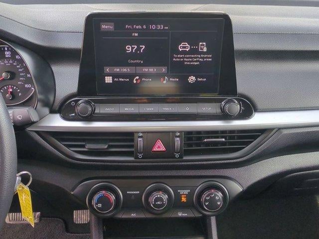 2024 Kia Forte LXS IVT