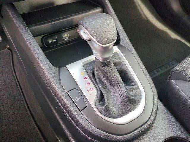 2024 Kia Forte LXS IVT