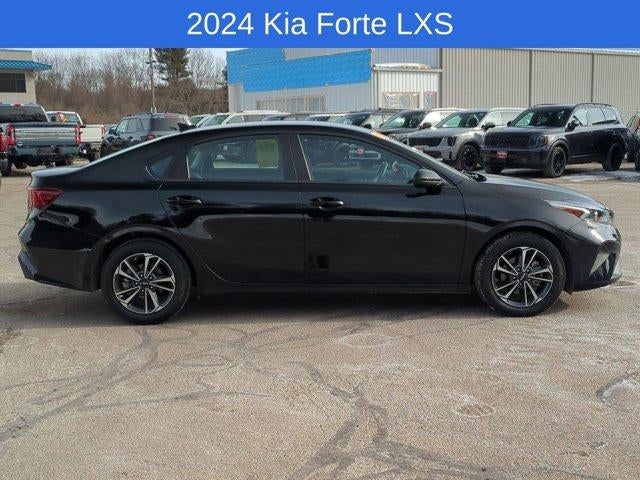 2024 Kia Forte LXS IVT