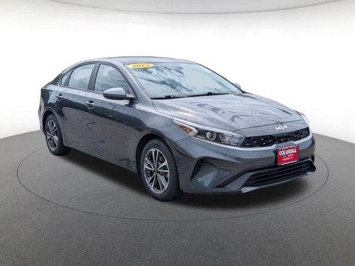 2023 Kia Forte LXS IVT