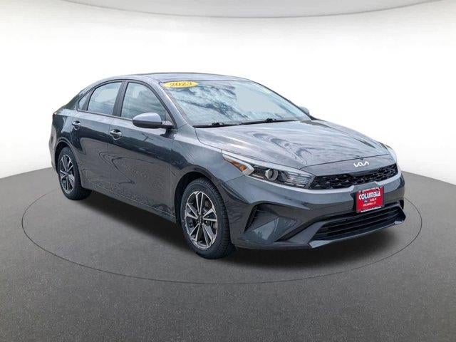 2023 Kia Forte LXS IVT