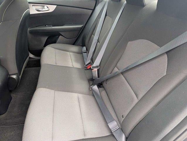 2023 Kia Forte LXS IVT