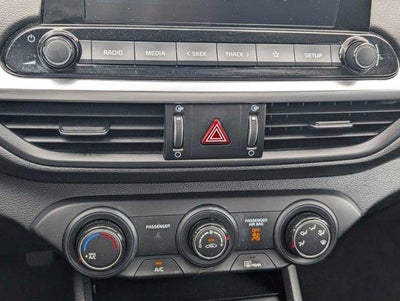 2023 Kia Forte LXS IVT