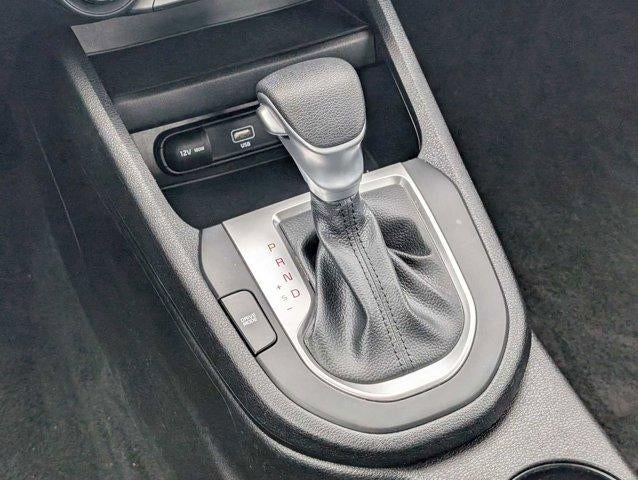 2023 Kia Forte LXS IVT