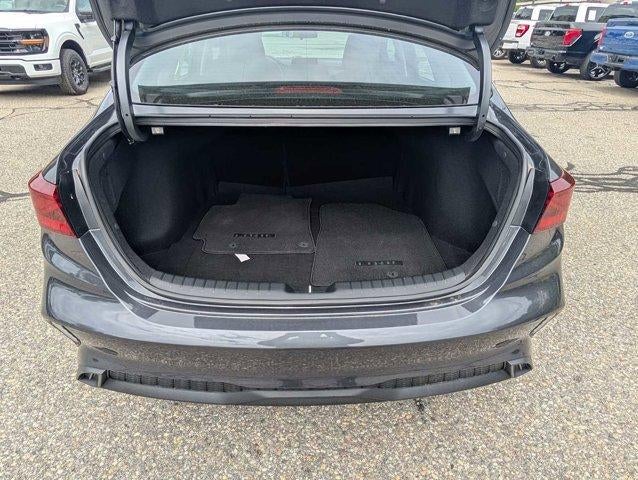 2023 Kia Forte LXS IVT
