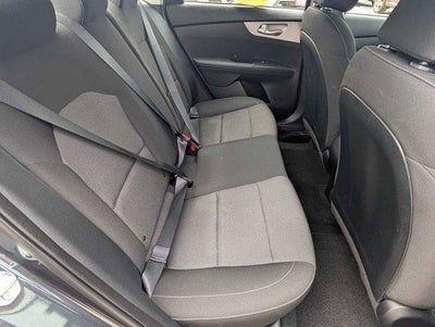 2023 Kia Forte LXS IVT