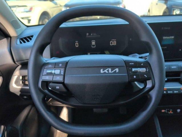 2025 Kia K4 LXS FWD