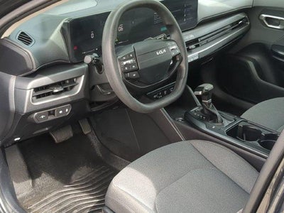 2025 Kia K4 LXS FWD