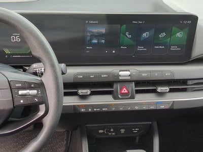 2025 Kia K4 LXS FWD