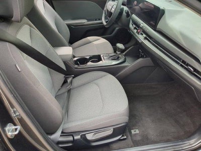 2025 Kia K4 LXS FWD