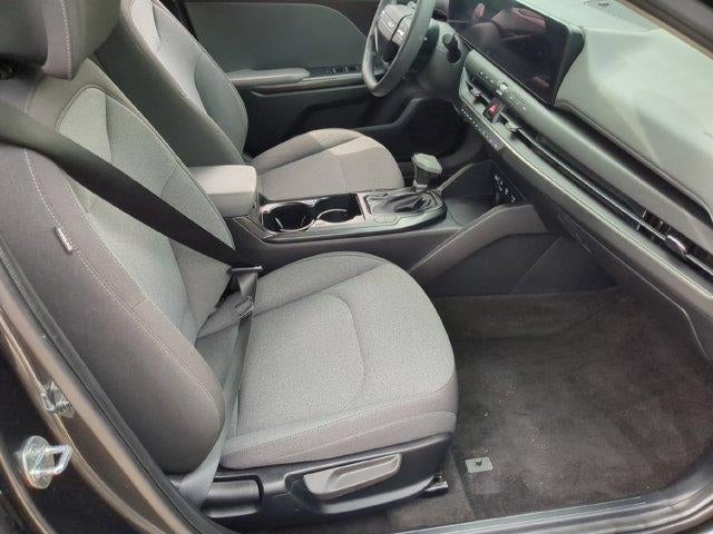 2025 Kia K4 LXS FWD