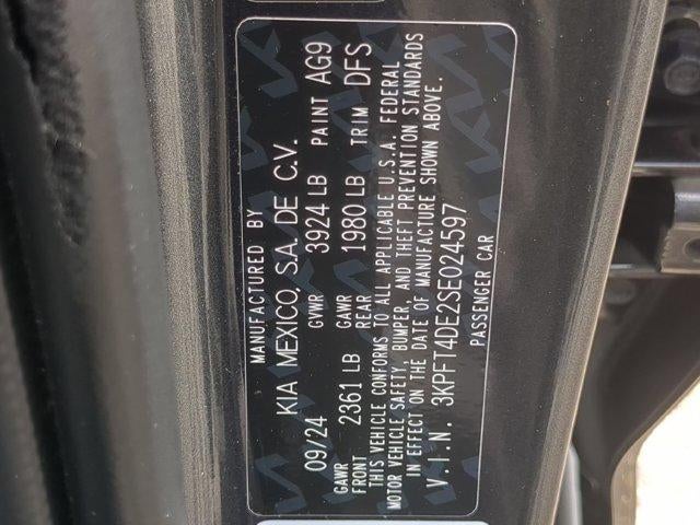 2025 Kia K4 LXS FWD