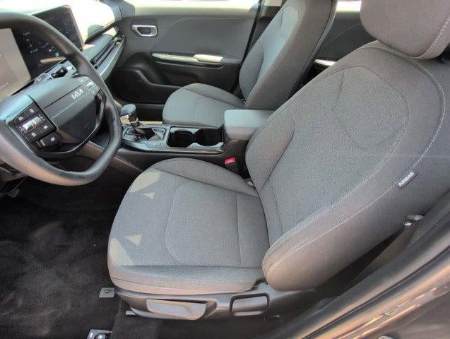 2025 Kia K4 LXS FWD