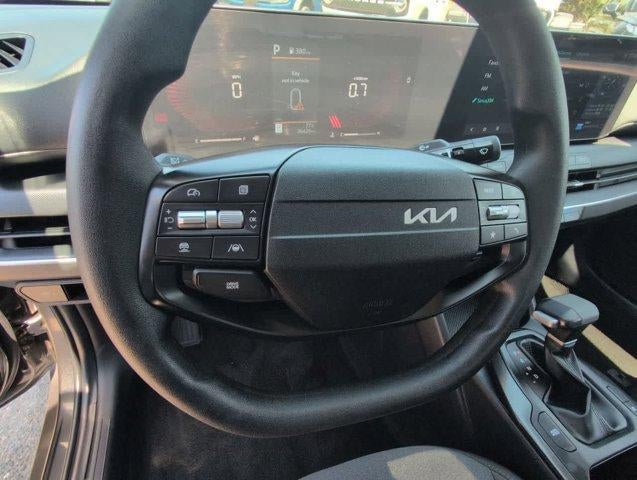 2025 Kia K4 LXS FWD