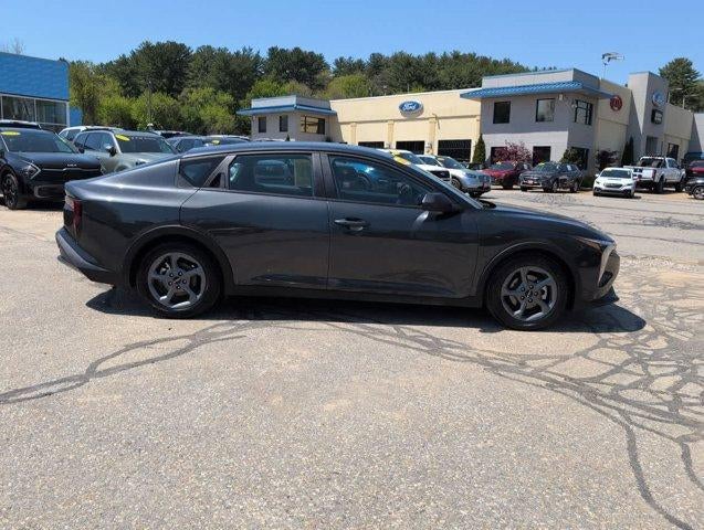 2025 Kia K4 LXS FWD