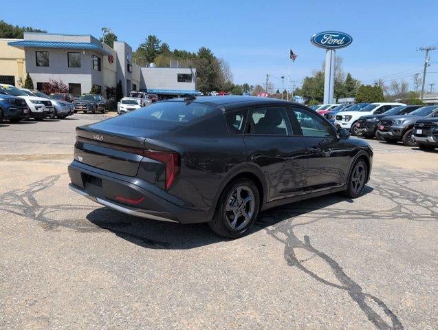 2025 Kia K4 LXS FWD
