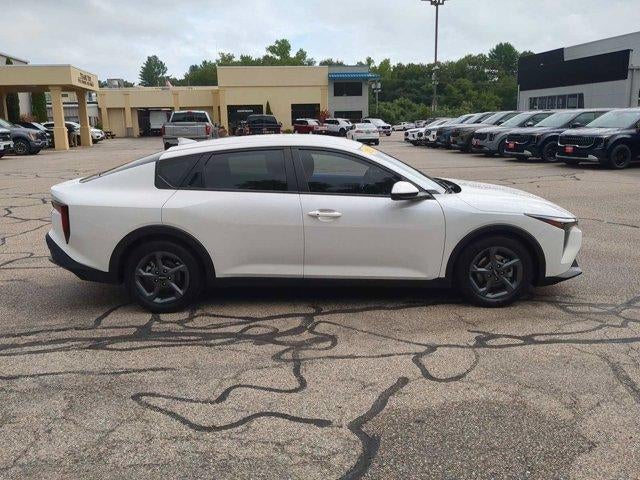 2025 Kia K4 LXS FWD