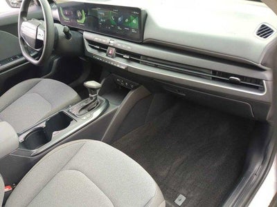 2025 Kia K4 LXS FWD