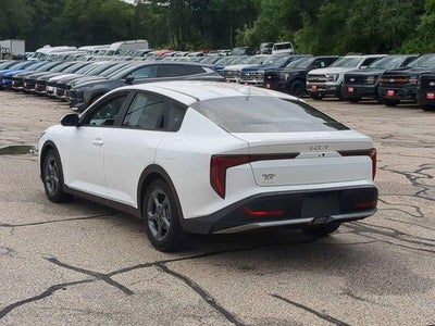 2025 Kia K4 LXS FWD