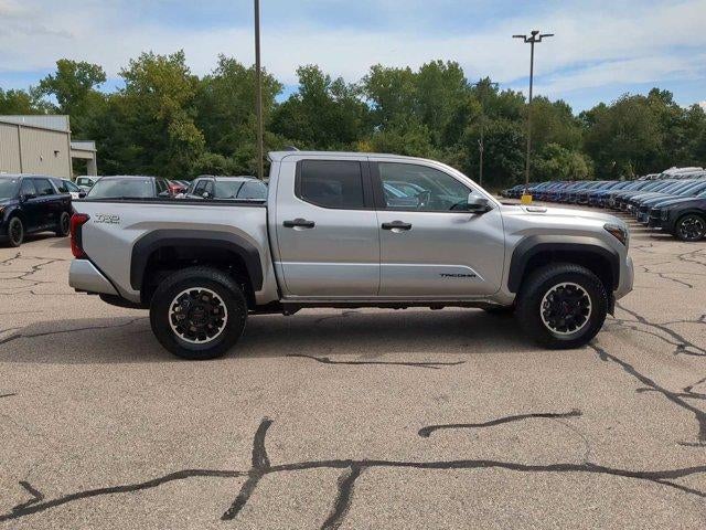 2026 Toyota Tacoma 4WD 4WD TRD Off Road Hybrid Double Cab 5' Bed AT (Natl)