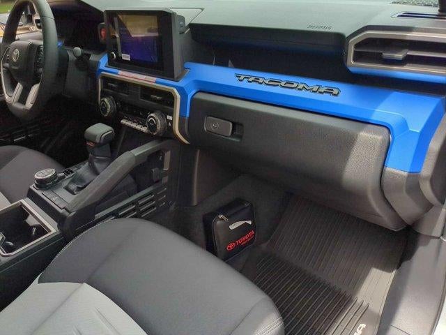 2026 Toyota Tacoma 4WD 4WD TRD Off Road Hybrid Double Cab 5' Bed AT (Natl)