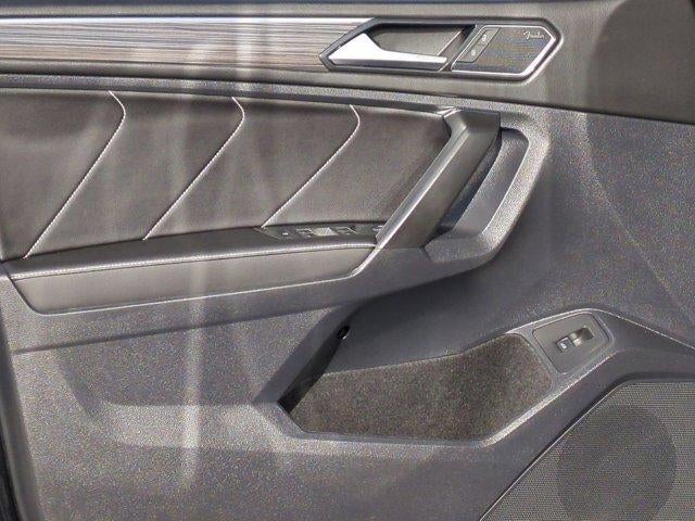 2022 Volkswagen Tiguan 2.0T SEL R-Line 4MOTION
