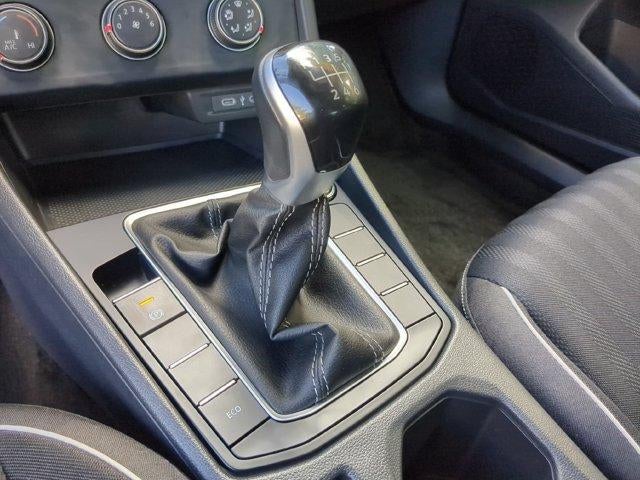 2024 Volkswagen Jetta Sport Manual