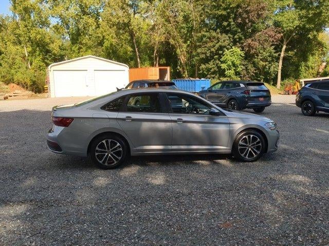 2024 Volkswagen Jetta Sport Manual
