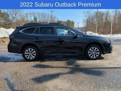 2022 Subaru Outback Premium CVT