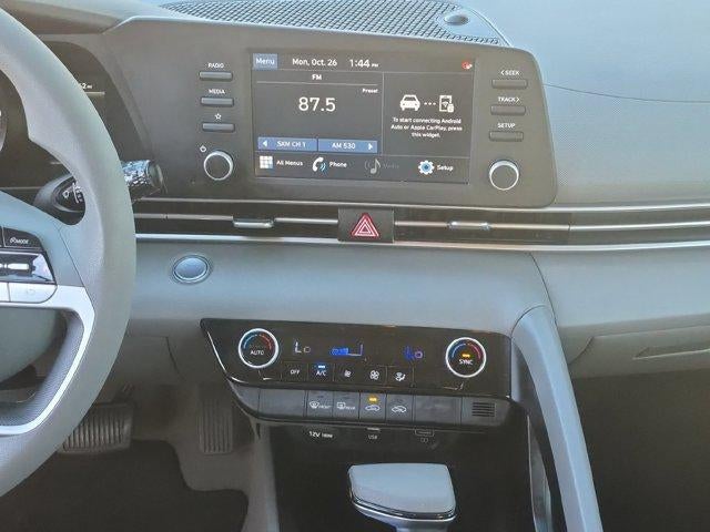2023 Hyundai ELANTRA SEL IVT