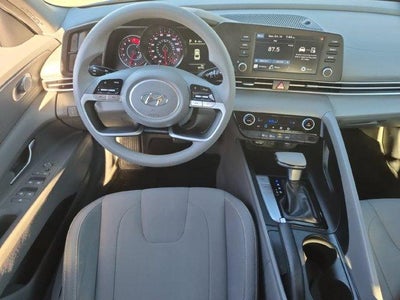 2023 Hyundai ELANTRA SEL IVT