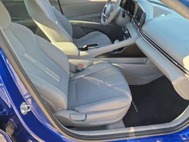 2023 Hyundai ELANTRA SEL IVT
