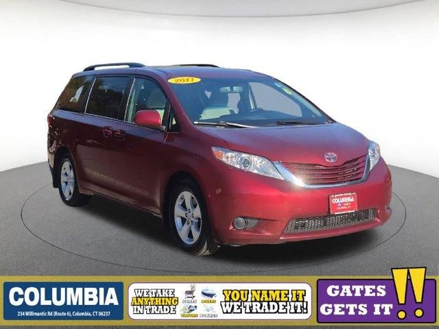 2017 Toyota Sienna LE FWD 8-Passenger (Natl)