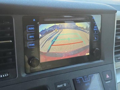 2017 Toyota Sienna LE FWD 8-Passenger (Natl)