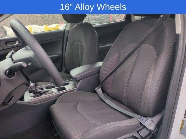 2016 Kia Optima 4dr Sdn LX