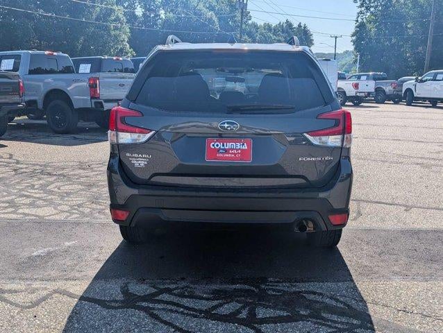 2023 Subaru Forester Premium CVT