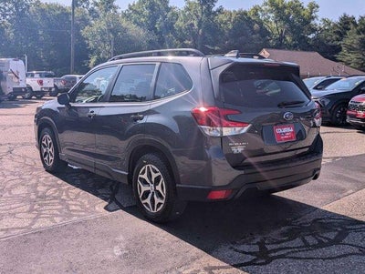 2023 Subaru Forester Premium CVT