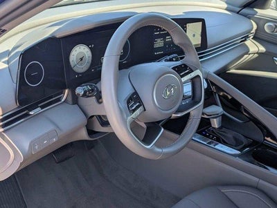 2023 Hyundai ELANTRA SEL IVT Convenience
