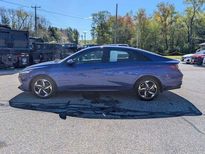 2023 Hyundai ELANTRA SEL IVT Convenience