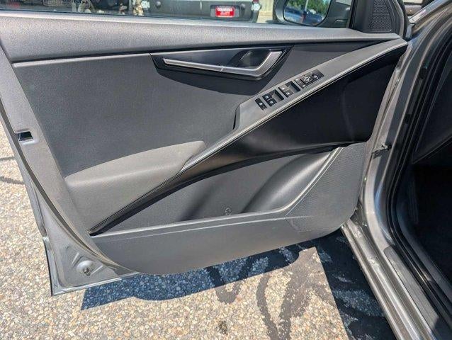 2023 Kia Niro LX FWD