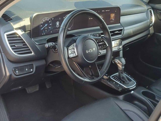 2024 Kia Seltos EX IVT AWD