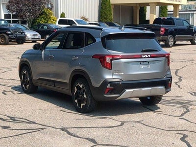 2024 Kia Seltos EX IVT AWD