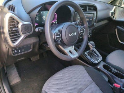 2024 Kia Soul LX IVT