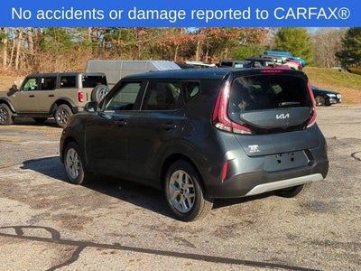 2024 Kia Soul LX IVT